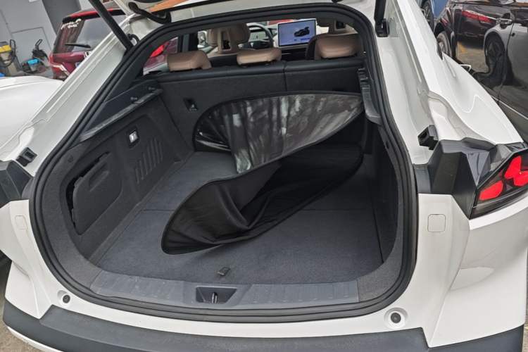 Used Deepal SL03 2022 1.5L 1200 Extended-Range Version Trunk