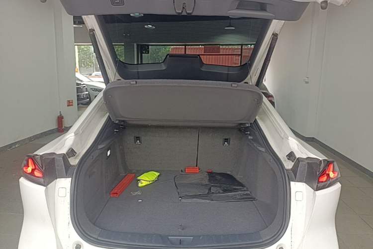 Used Deepal SL03 2022 1.5L 1200 Extended-Range Version Trunk
