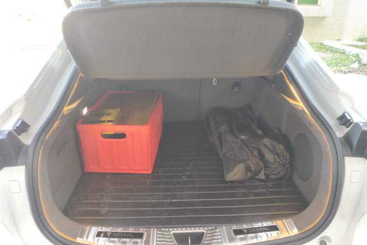 Used Deepal SL03 2022 1.5L 1200 Extended-Range Version Trunk