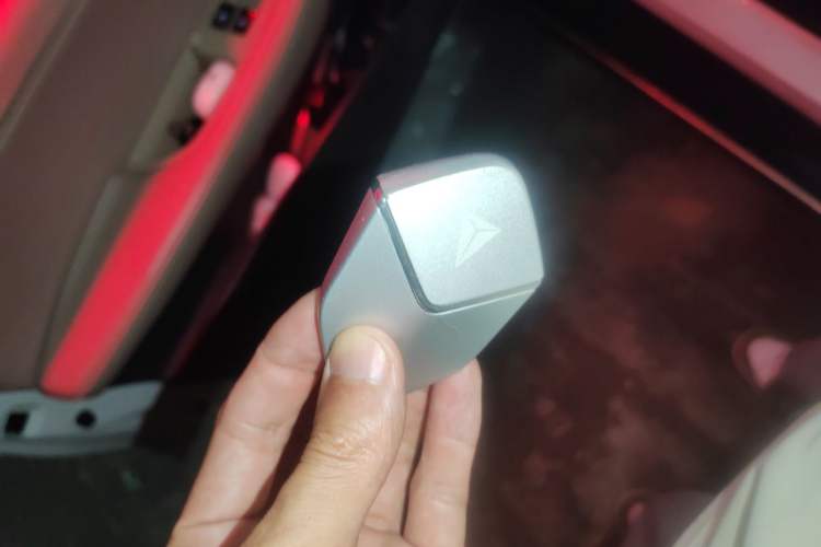 Used Deepal SL03 2022 1.5L 1200 Extended-Range Version Vehicle Key