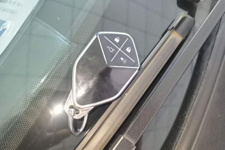 Used Deepal SL03 2022 1.5L 1200 Extended-Range Version Vehicle Key