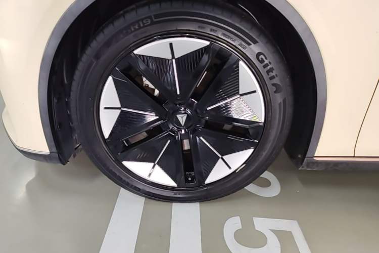 Used Deepal SL03 2022 1.5L 1200 Extended-Range Version Exterior 4