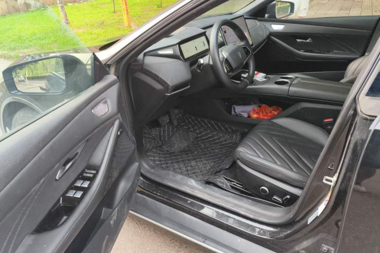 Used Deepal SL03 2023 200Max Range-Extended Version Driver Seat