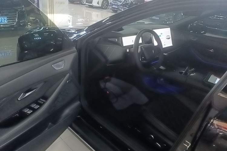 Used Deepal SL03 2023 200Max Range-Extended Version Driver Seat