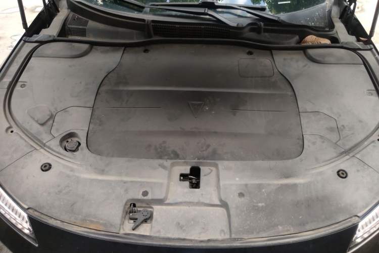 Used Deepal SL03 2023 200Max Range-Extended Version Engine Bay