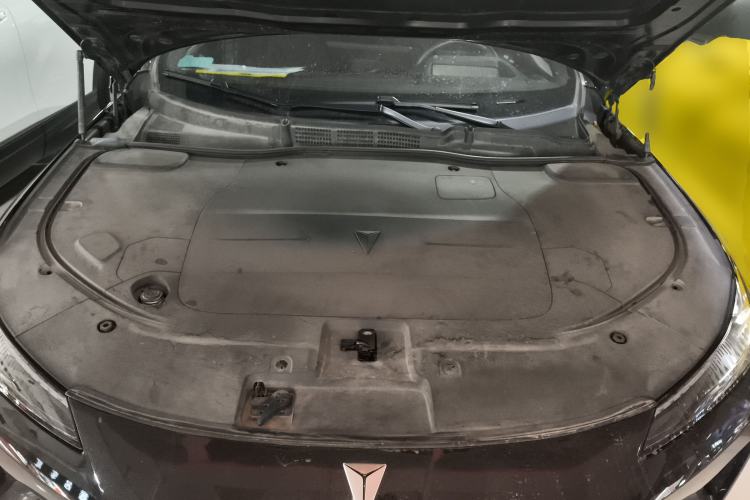 Used Deepal SL03 2023 200Max Range-Extended Version Engine Bay