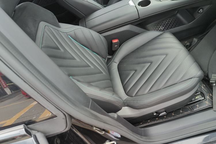 Used Deepal SL03 2023 200Max Range-Extended Version Right Front Seat