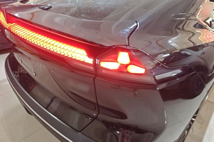 Used Deepal SL03 2023 200Max Range-Extended Version Right Rear Taillight