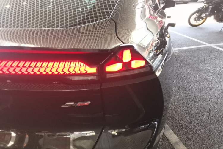 Used Deepal SL03 2023 515MAX Pure Electric Version Right Rear Taillight