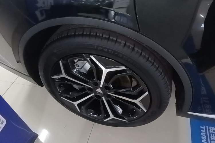 Used Deepal SL03 2023 200Max Range-Extended Version Right Rear Wheel Hub