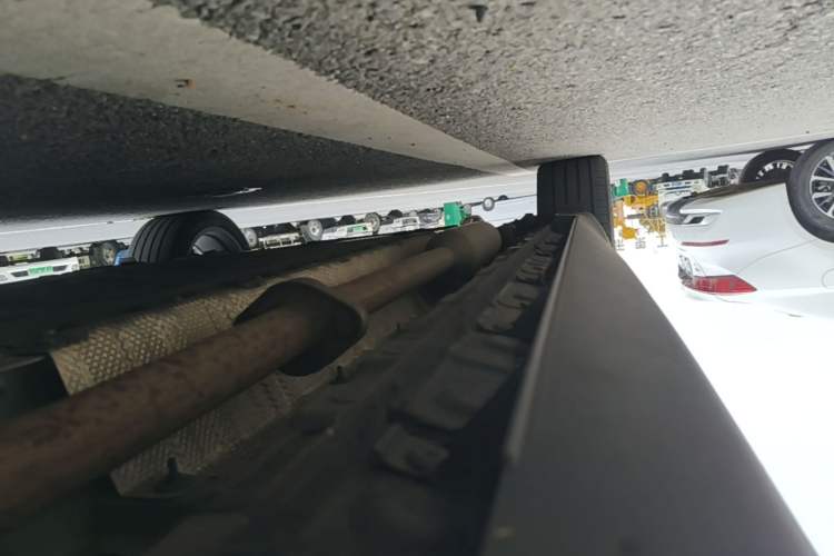 Used Deepal SL03 2023 200Max Range-Extended Version Right Side Sill