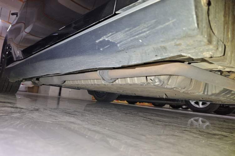 Used Deepal SL03 2023 200Max Range-Extended Version Right Side Sill