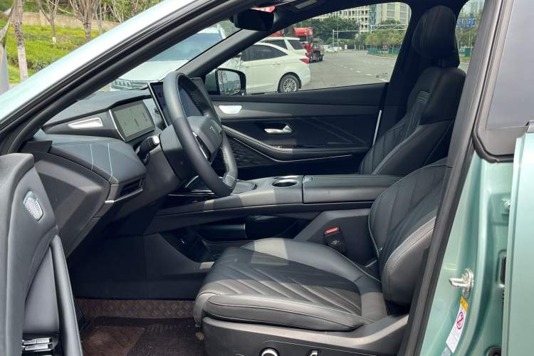 Used Deepal SL03 2023 200Max Range-Extended Version Interior 4