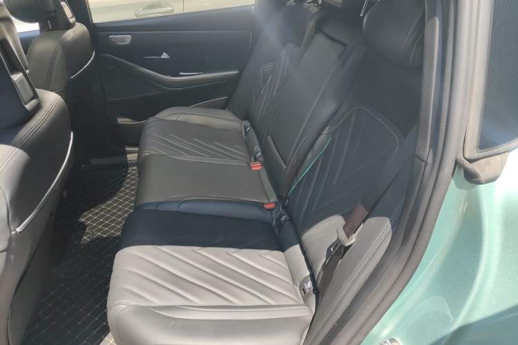 Used Deepal SL03 2023 200Max Range-Extended Version Left Rear Seat