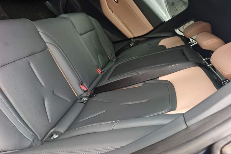 Used Deepal SL03 2023 200Max Range-Extended Version Left Rear Seat