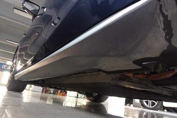 Used Deepal SL03 2023 200Max Range-Extended Version Left Side Sill