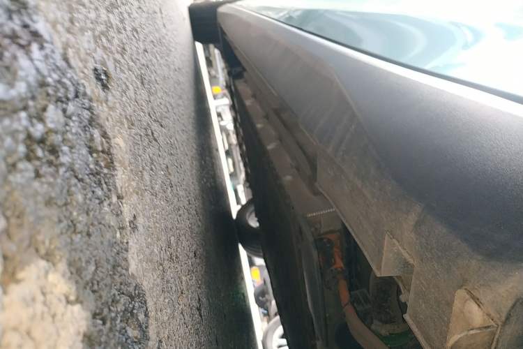 Used Deepal SL03 2023 200Max Range-Extended Version Left Side Sill