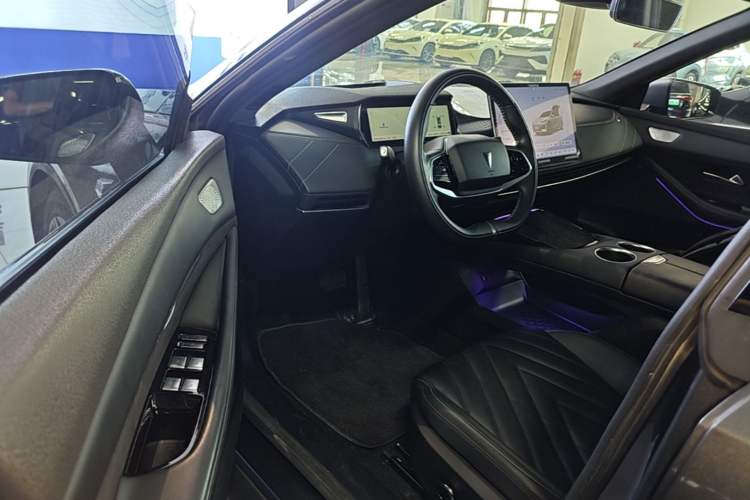 Used Deepal SL03 2023 200Max Range-Extended Version Driver Seat