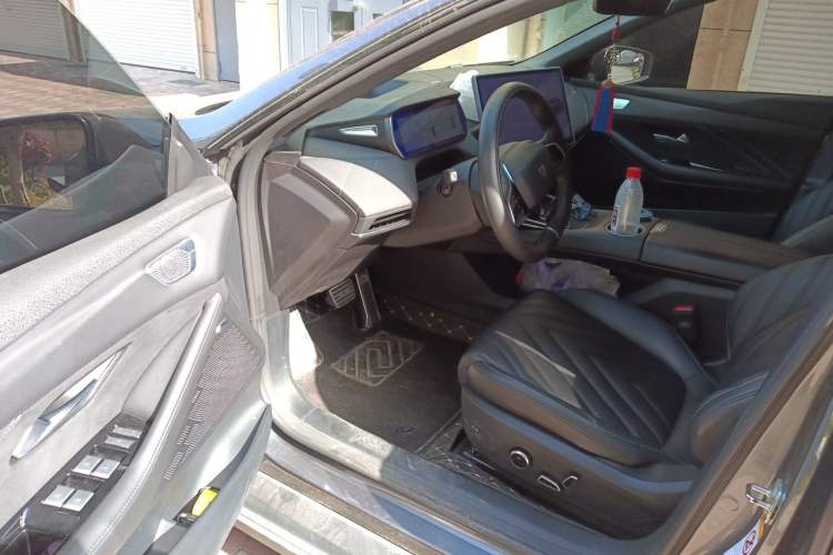 Used Deepal SL03 2023 200Max Range-Extended Version Driver Seat