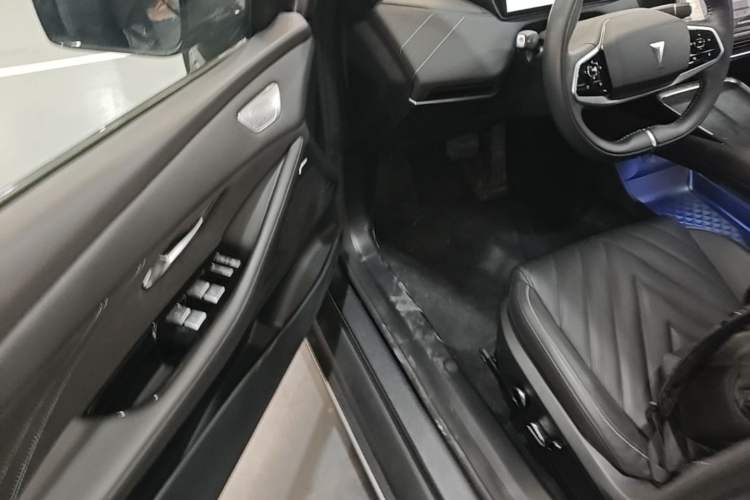 Used Deepal SL03 2023 200Max Range-Extended Version Driver Seat