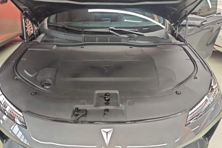 Used Deepal SL03 2023 200Max Range-Extended Version Engine Bay