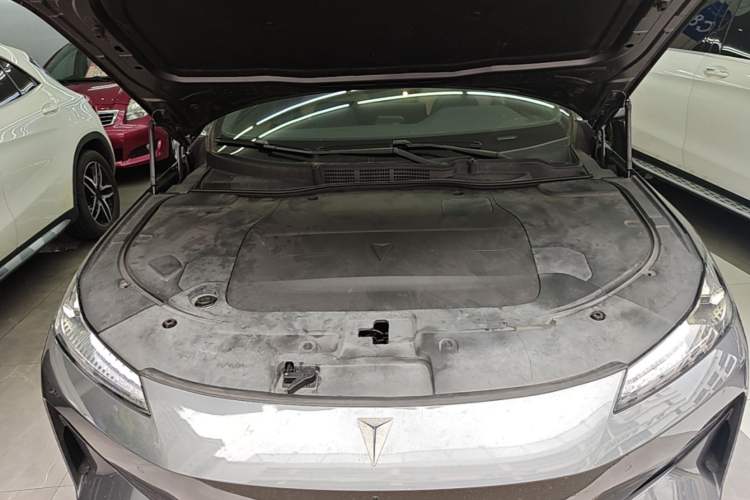 Used Deepal SL03 2023 200Max Range-Extended Version Engine Bay