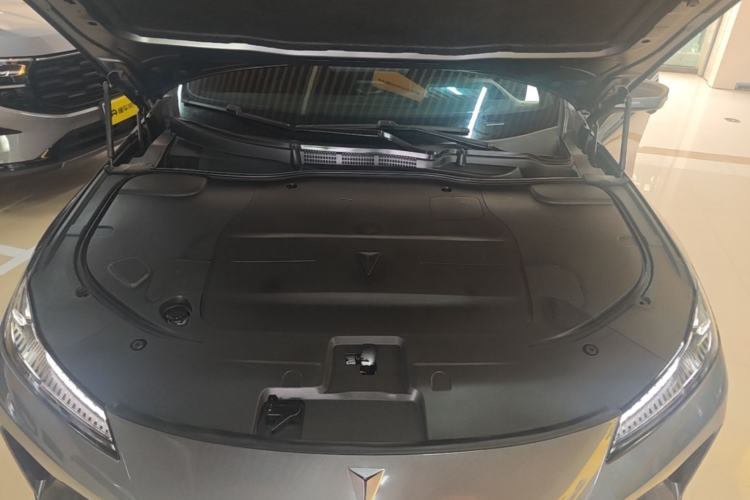Used Deepal SL03 2023 200Max Range-Extended Version Engine Bay