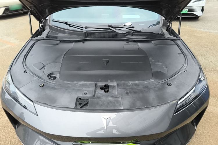 Used Deepal SL03 2023 200Max Range-Extended Version Engine Bay