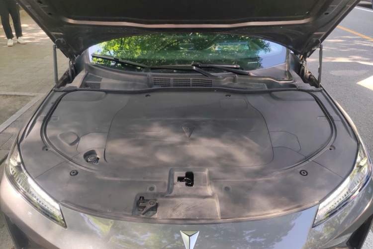 Used Deepal SL03 2023 200Max Range-Extended Version Engine Bay