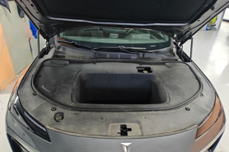 Used Deepal SL03 2023 SL03i 515MAX Pure Electric Version Engine Bay