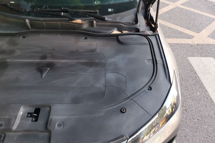 Used Deepal SL03 2023 200Max Range-Extended Version Engine Bay Left