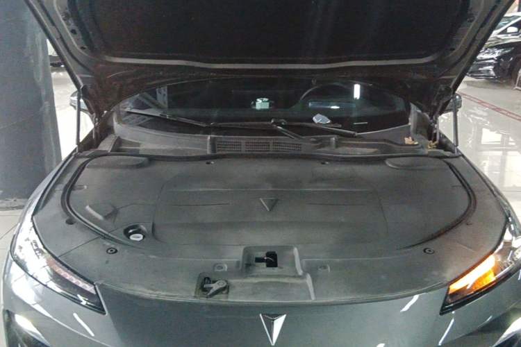 Used Deepal SL03 2023 200Max Range-Extended Version Engine Bay