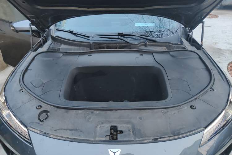 Used Deepal SL03 2023 705MAX Pure Electric Version Engine Bay