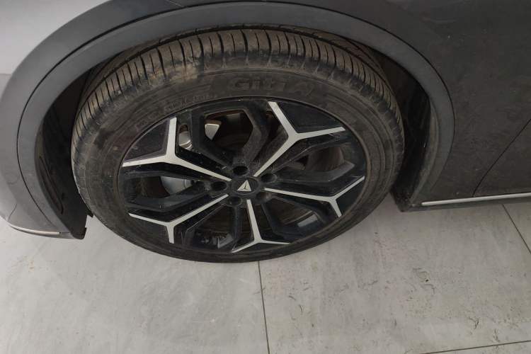 Used Deepal SL03 2023 200Max Range-Extended Version Exterior 4