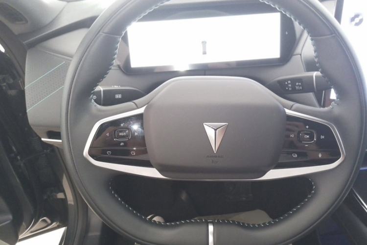 Used Deepal SL03 2023 200Max Range-Extended Version Interior 1
