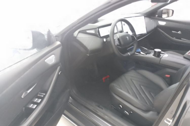 Used Deepal SL03 2023 200Max Range-Extended Version Interior 4