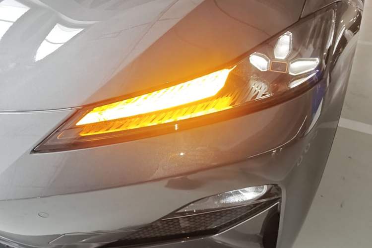 Used Deepal SL03 2023 200Max Range-Extended Version Left Front Headlight