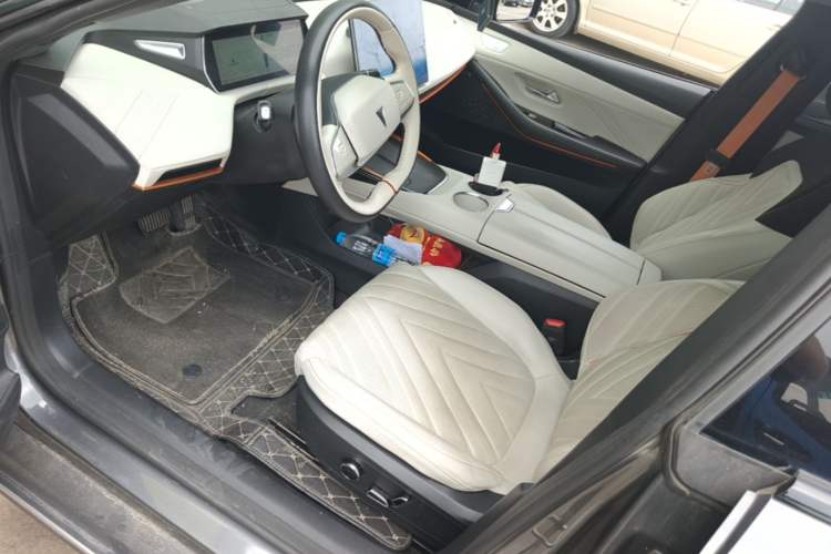 Used Deepal SL03 2023 135Plus Range-Extended Version Left Front Seat