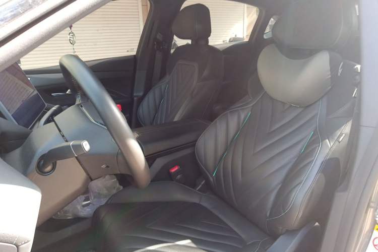 Used Deepal SL03 2023 200Max Range-Extended Version Left Front Seat