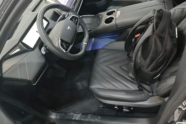 Used Deepal SL03 2023 200Max Range-Extended Version Left Front Seat