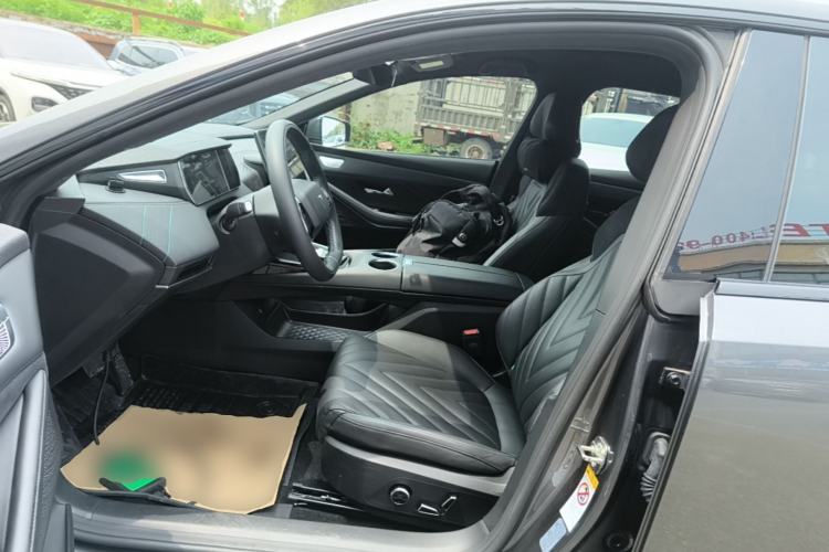 Used Deepal SL03 2023 200Max Range-Extended Version Left Front Seat