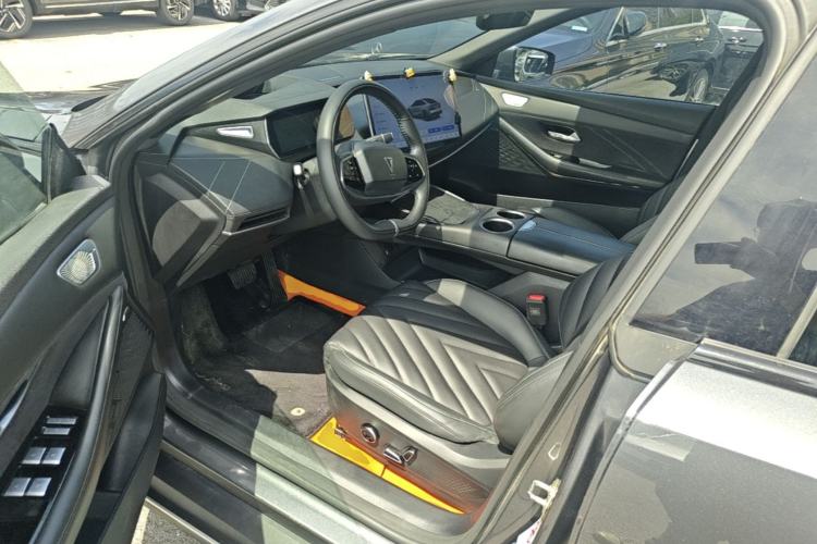 Used Deepal SL03 2023 200Max Range-Extended Version Left Front Seat