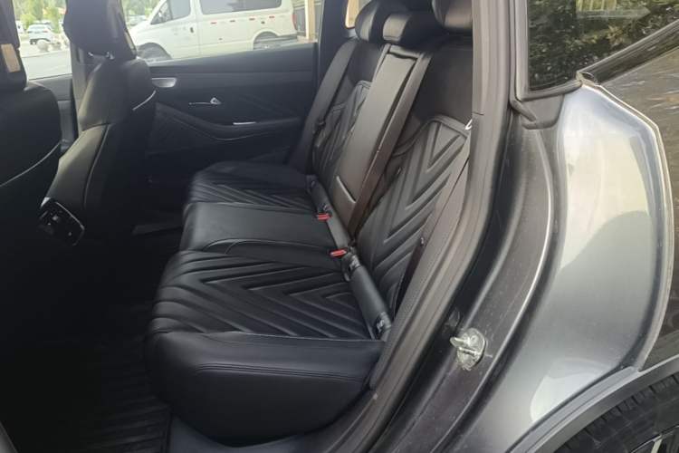 Used Deepal SL03 2023 200Max Range-Extended Version Left Rear Seat