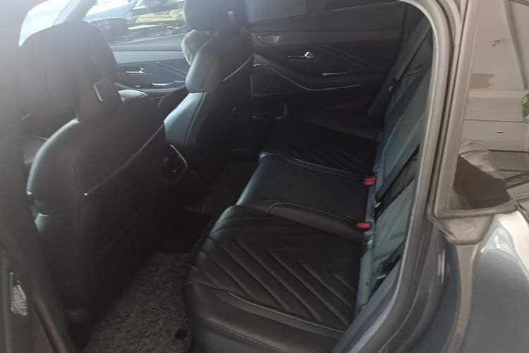 Used Deepal SL03 2023 200Max Range-Extended Version Left Rear Seat