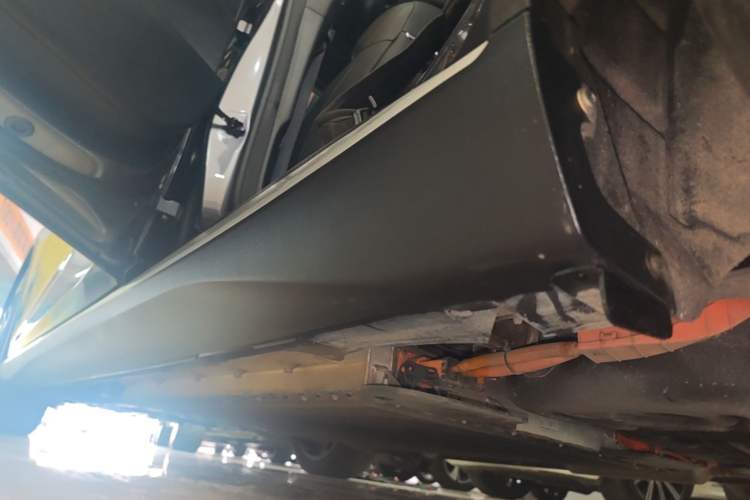 Used Deepal SL03 2023 200Max Range-Extended Version Left Side Sill