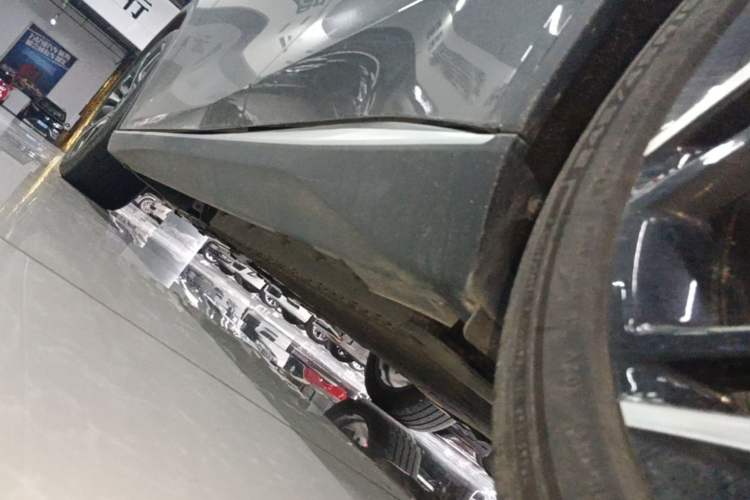Used Deepal SL03 2023 200Max Range-Extended Version Left Side Sill