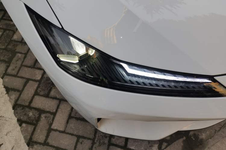 Used Deepal SL03 2023 200Max Range-Extended Version Right Front Headlight