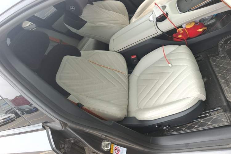 Used Deepal SL03 2023 135Plus Range-Extended Version Right Front Seat