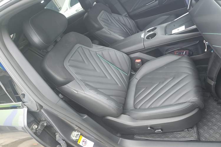 Used Deepal SL03 2023 200Max Range-Extended Version Right Front Seat