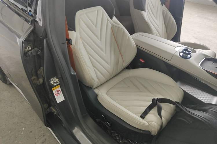 Used Deepal SL03 2023 200Max Range-Extended Version Right Front Seat
